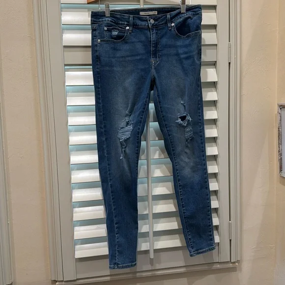 Levi’s 711 Skinny High Rise 31 x 30 - Picture 1 of 7